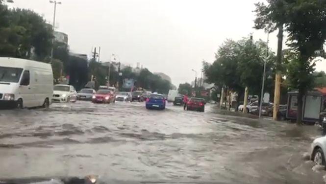 Litoralul a fost lovit de un ciclon mediteranean! Niciodată în ultimii 48 de ani nu a mai plouat aşa cum s-a întâmplat în ultimele 24 de ore, în Dobrogea - GALERIE FOTO și VIDEO 467048