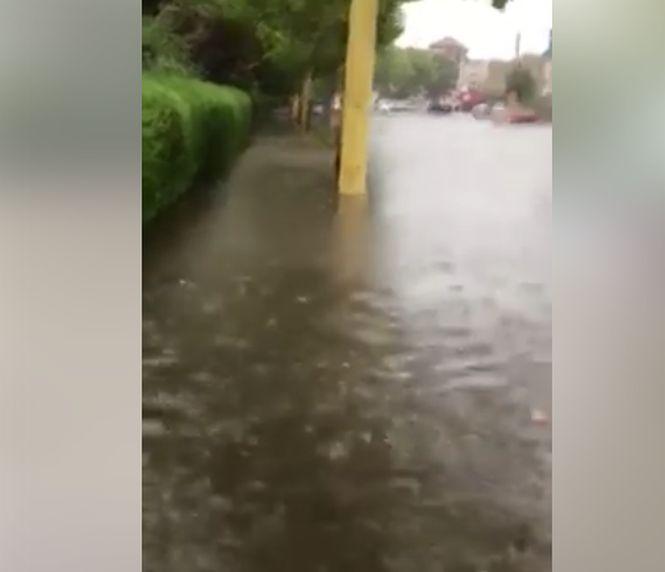 Litoralul a fost lovit de un ciclon mediteranean! Niciodată în ultimii 48 de ani nu a mai plouat aşa cum s-a întâmplat în ultimele 24 de ore, în Dobrogea - GALERIE FOTO și VIDEO 467050