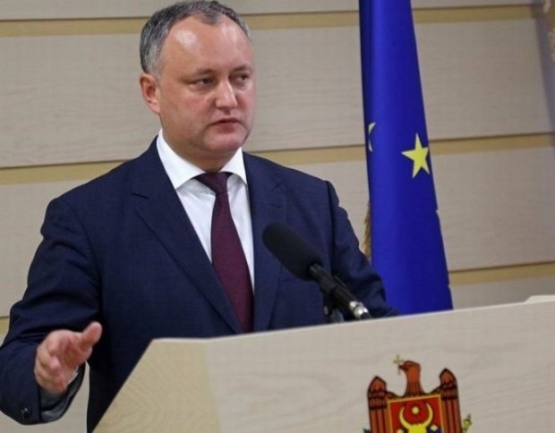 Președintele prorus Igor Dodon amenință guvernul moldovean, după incidentul de pe aeroportul din Chișinău
