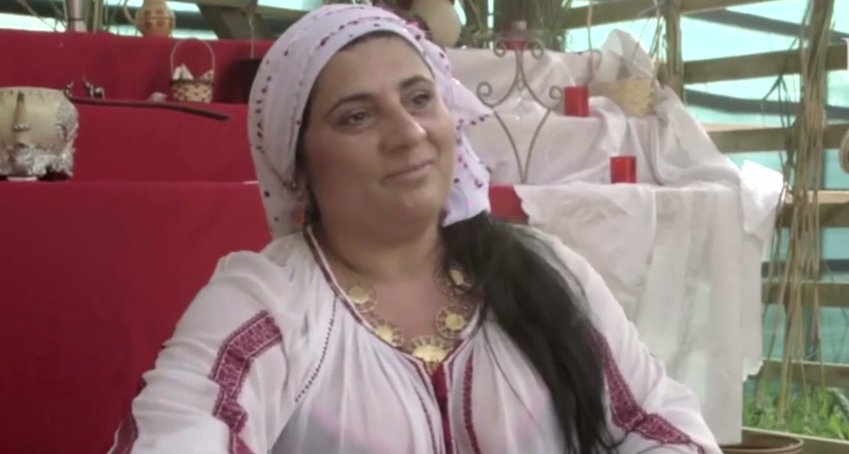 O jurnalistă străină, fascinată de vrăjitoarele din România. Ce a aflat de la cea mai puternică dintre ele