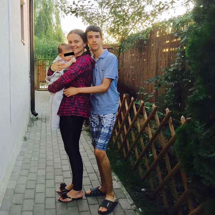 Soția lui Mădălin Ionescu a apărut așa și fanii i-au sărit în cap: ”De ce o faci pe Facebook, de ce te expui așa, ți se pare frumos să te vadă lumea așa?” 468007