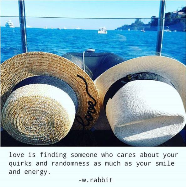 Andreea Marin, îndrăgostită. Ce a postat vedeta TV pe o rețea de socializare - FOTO 468900