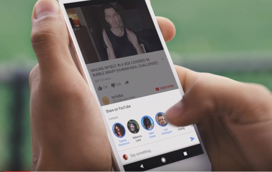 YouTube va adăuga o funcție nouă în aplicația pentru dispozitive mobile. Ce vor putea face utilizatorii