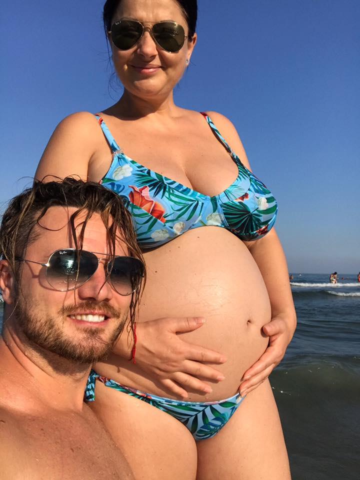 A pozat-o pe Gabriela Cristea în costum de baie! Prietenii au văzut instant acest detaliu din fotografie 470063