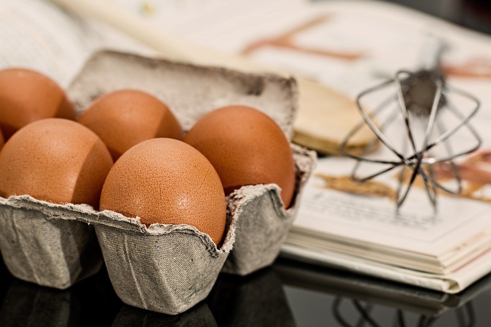 Scandalul ouălor contaminate. Acuzații grave la adresa României