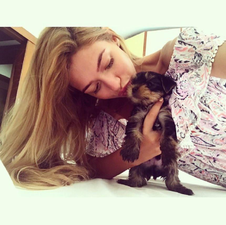 Anunţul făcut de Laura Dincă, după ce Cristian Boureanu a ieşit din închisoare: „Noul membru al familiei” 471673