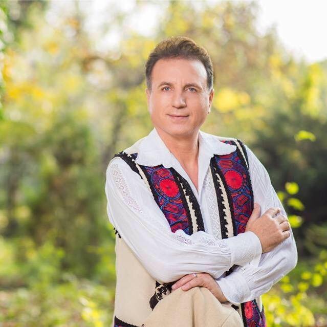 Cântărețul de muzică populară Constantin Enceanu, implicat într-un accident rutier grav