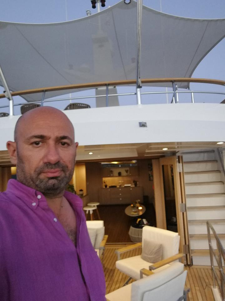 Chef Cătălin Scărlătescu renunță la bucătărie 472137