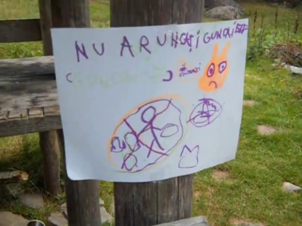 Imagini dezolante din Retezat. Mesajul unei fetițe pentru turiștii care lasă munți de gunoaie 472223