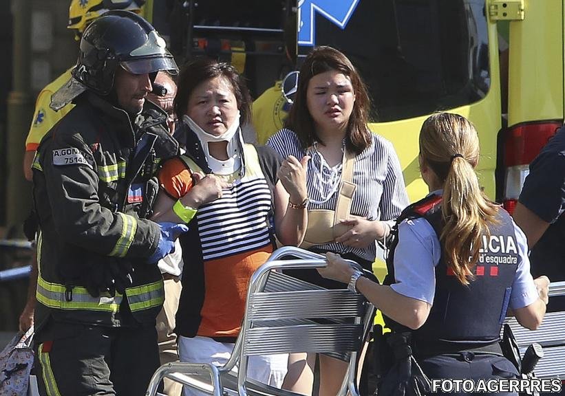 Un nou atac terorist îngrozește Spania. O mașină a intrat în mulțime