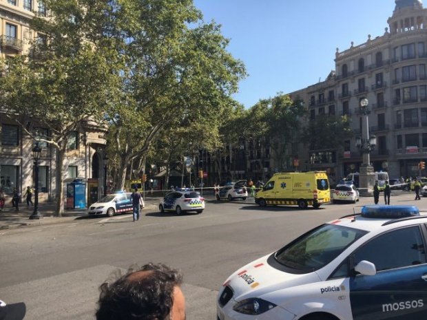 Rabinul șef al Barcelonei îi îndeamnă pe evrei să plece: Europa e pierdută