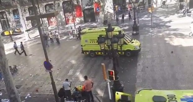 Suspectul atentatului de joi de la Barcelona, împușcat mortal de poliția catalană