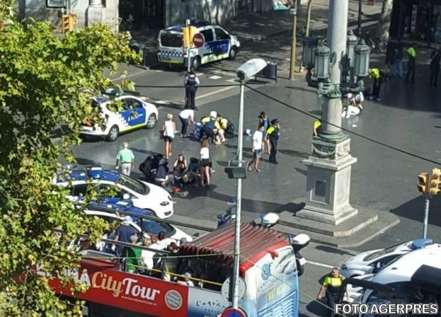 Românul rănit în atentatul de la Barcelona se află în stare stabilă