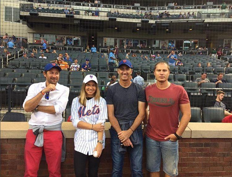 Simona Halep, invitată să arunce prima minge la meciul de baseball al echipei New York Mets -VIDEO