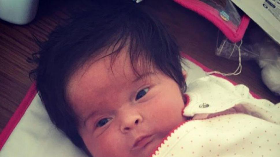 Când micuța a venit pe lume, medicii au fost uimiți când au văzut-o. „N-am mai pomenit așa ceva”! La 11 luni, copila uimește și mai mult (FOTO) 474420