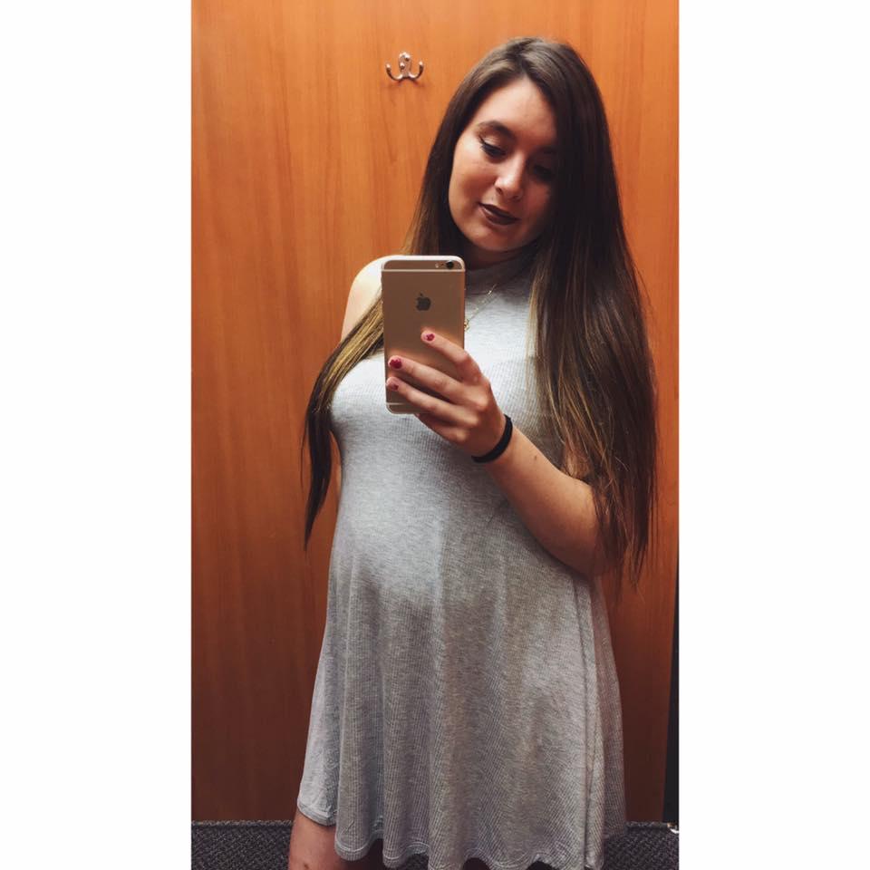 Era însărcinată în opt luni. Într-o zi, femeia a dispărut de acasă fără urmă. Au căutat-o peste tot. După opt zile, au găsit-o moartă într-un râu. Când anchetatorii s-au apropiat de trupul tinerei, au făcut o descoperire șocantă: „Copilul dispăruse!” 475787