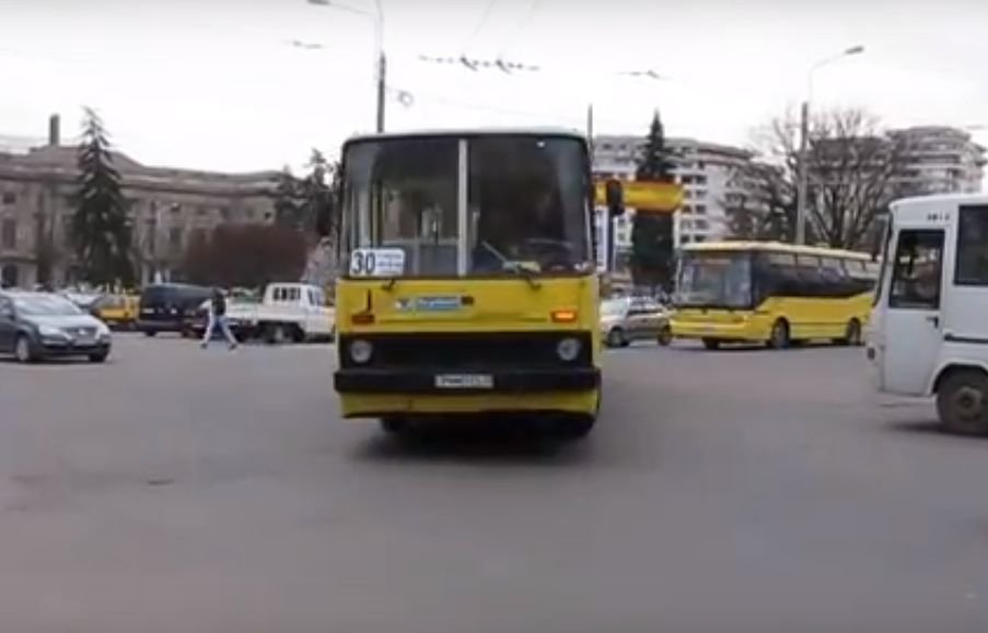 Grevă spontană în Ploiești. Angajații au retras mijloacele de transport din oraș