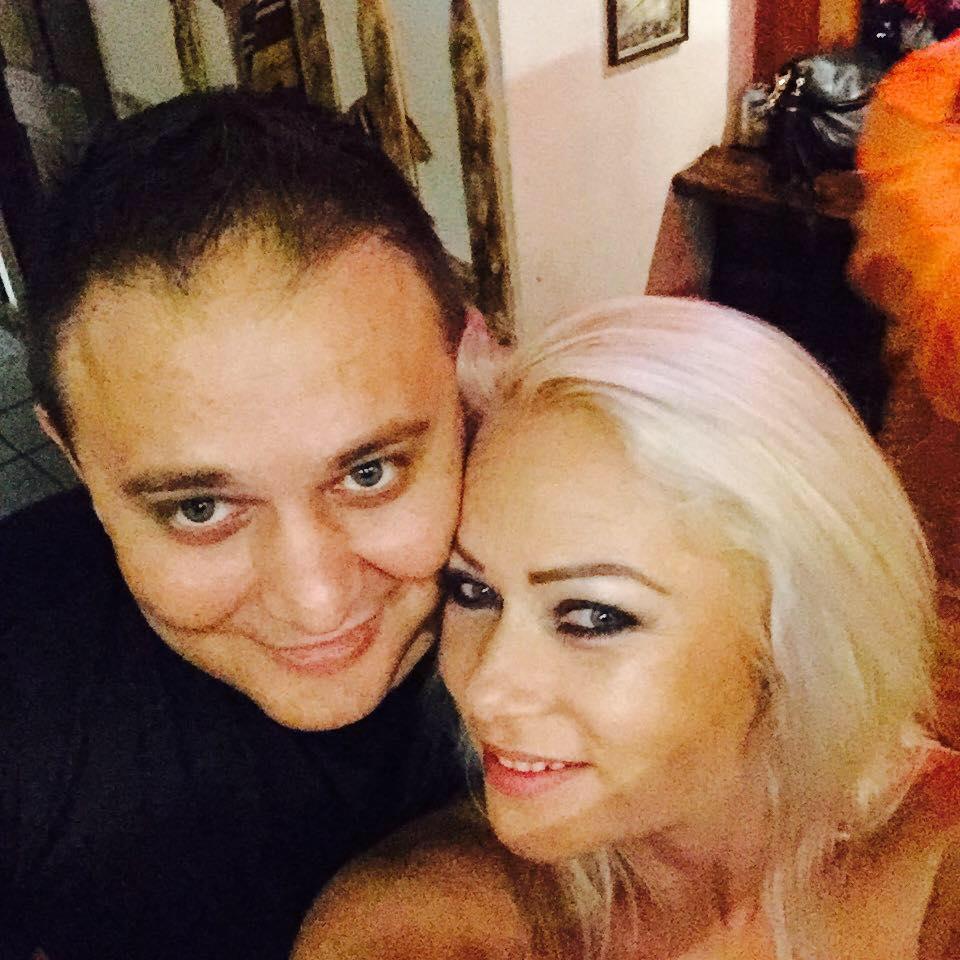 O mai știți pe cântăreața de la Uni-k? Iată cu ce se ocupă acum (FOTO) 475649