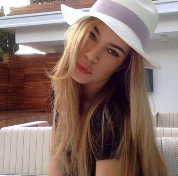 Cum arată fiica de 18 ani a miliardarului Ion Țiriac (FOTO) 476774