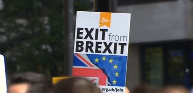 Protest anti-Brexit în Londra. Zeci de mii de oameni au ieșit în stradă - VIDEO