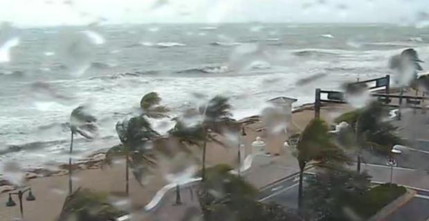 Uraganul Irma ar putea fi cel mai costisitor din istoria Statelor Unite. Topul furtunilor care au afectat economia 478347