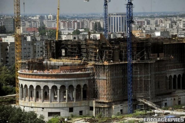  Primăria Capitalei dă un milion de euro pentru lucrările la Catedrala Mântuirii Neamului