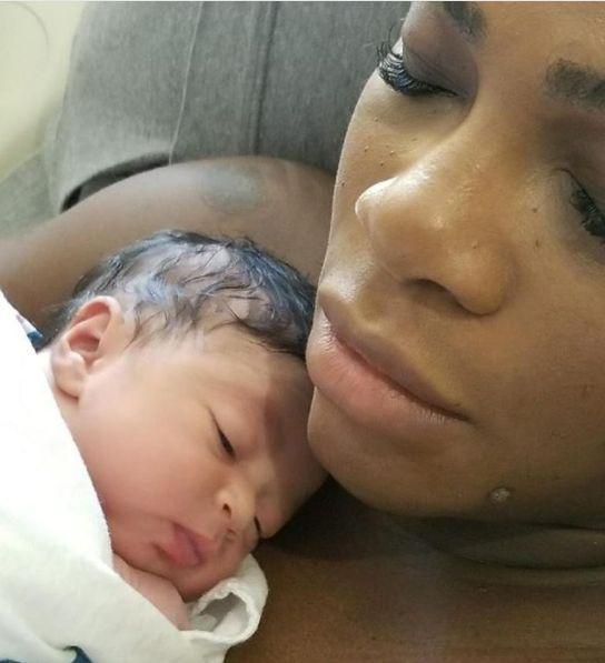 Serena Williams a postat prima fotografie cu fetița sa. Ce nume va purta micuța - FOTO 479049