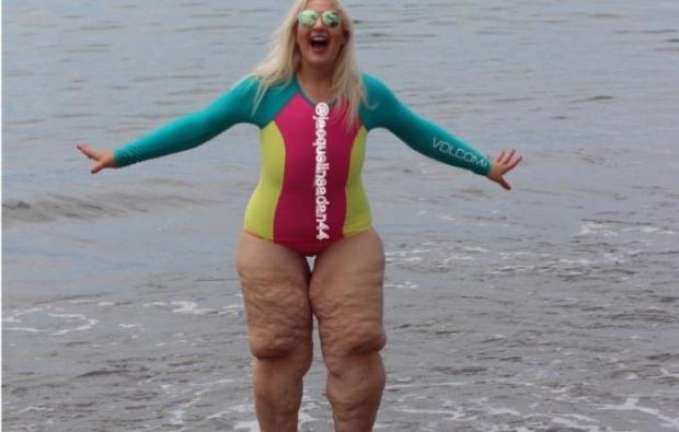 A cântărit 220 de kilograme, dar acest lucru n-o împiedică să îmbrace costumul de baie! Reacţiile oamenilor din jur, halucinante 481293