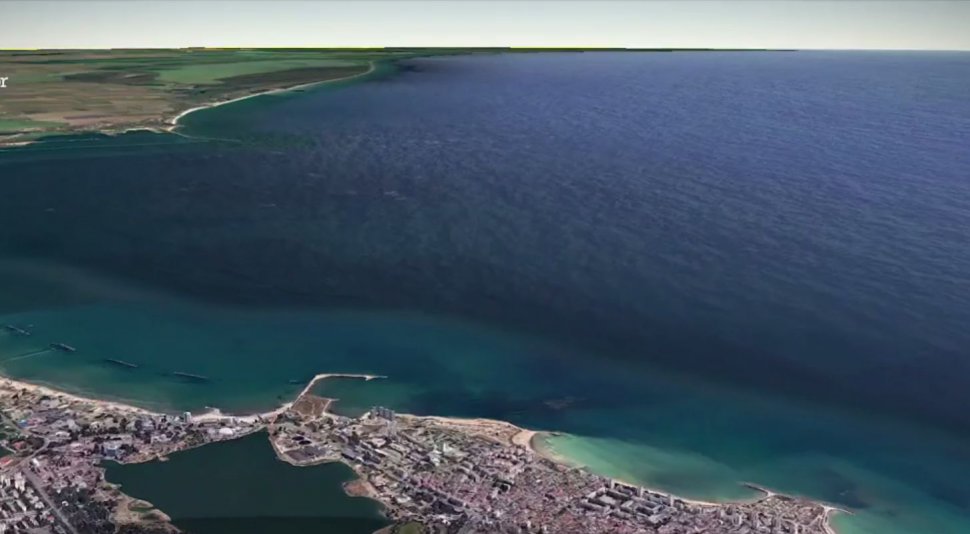 Fenomen bizar pe litoralul românesc. Ce a apărut pe plaja din Mamaia