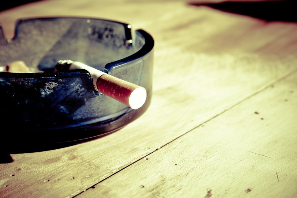 Acestea sunt efectele unui singur pachet de ţigări asupra plămânilor. Toți fumătorii trebuie să le vadă! - VIDEO