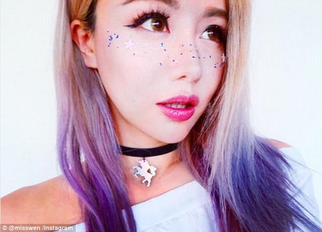 Cum arată tânăra care își permite să cheltuiască 10.000 de dolari pe lună doar pe pantofi. Plouă cu bani în conturile ei, însă susține că e o fată normală. Cu ce se ocupă  482081