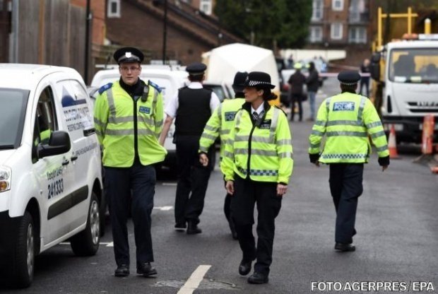 Alertă în Marea Britanie, după ce mai multe persoane au fost înjunghiate pe stradă