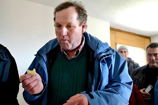 Reacția de milioane a unui fermier austriac când a gustat pentru prima dată brânză românească