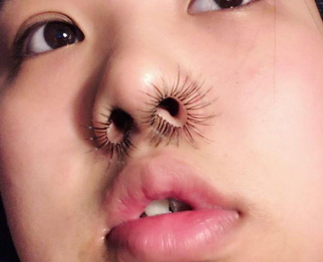 Mergea pe stradă și toți se uitau la nasul ei. Ce își făcuse fata asta pentru „a arăta mai bine” 484070