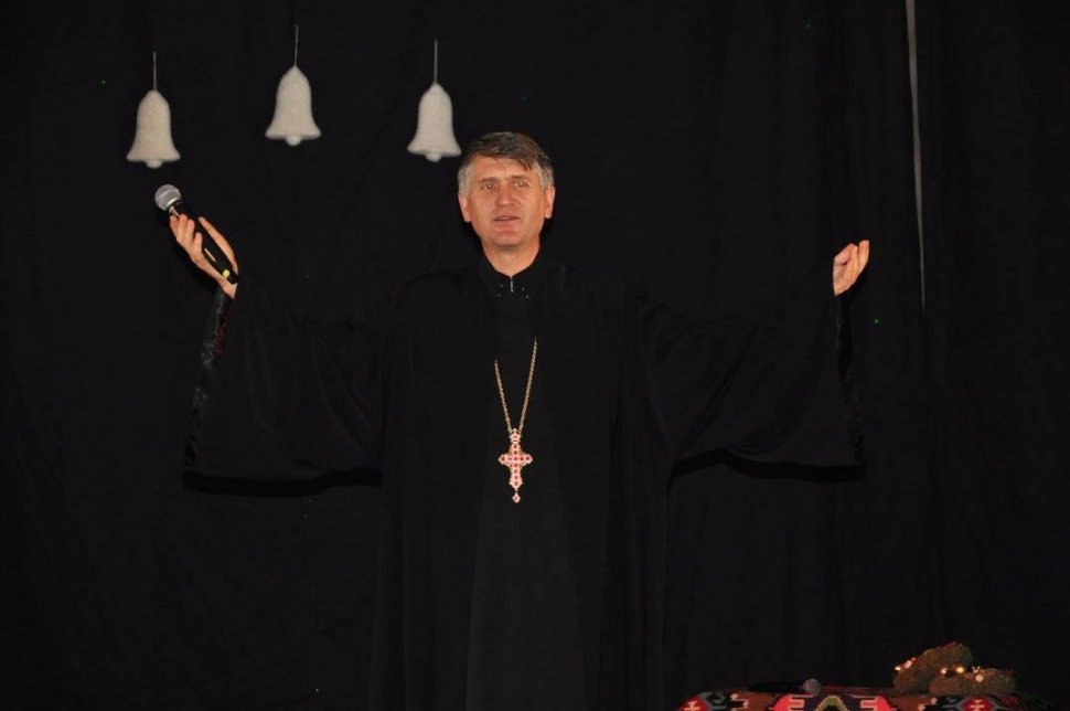 Mitropolia Ardealului îl amenință cu noi sancțiuni pe fostul preot Pomohaci, dacă mai are abateri ca laic