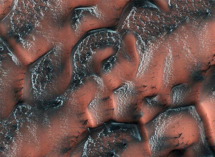 NASA uimește internetul: Imagine incredibilă surprinsă pe Marte 484775