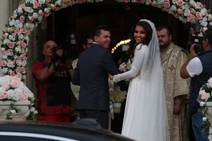 Nuntă regală! Imagini nedifuzate de la nunta lui Adrian Mutu. ”Briliantul”, declarație de dragoste pentru Sandra
