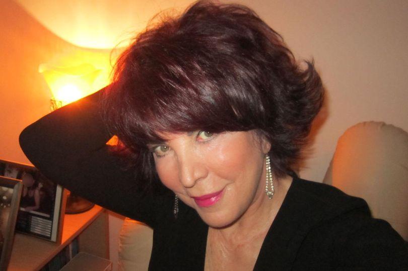 Nimeni nu o crede când le spune câți ani are. Secretul aspectului ei tânăr e la îndemâna oricui! 486155