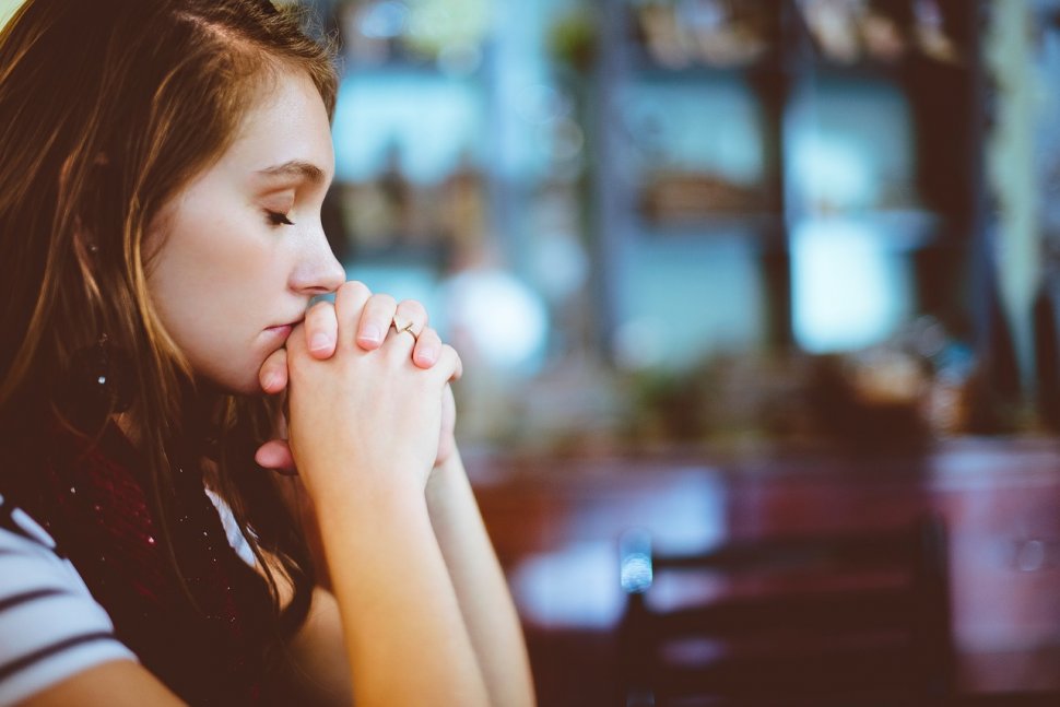 De ce este bine să ne rugăm la miezul nopții