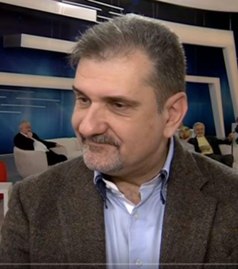 Îl mai știți pe Radu Coşarcă? Jurnalistul este astăzi de nerecunoscut (FOTO) 486754