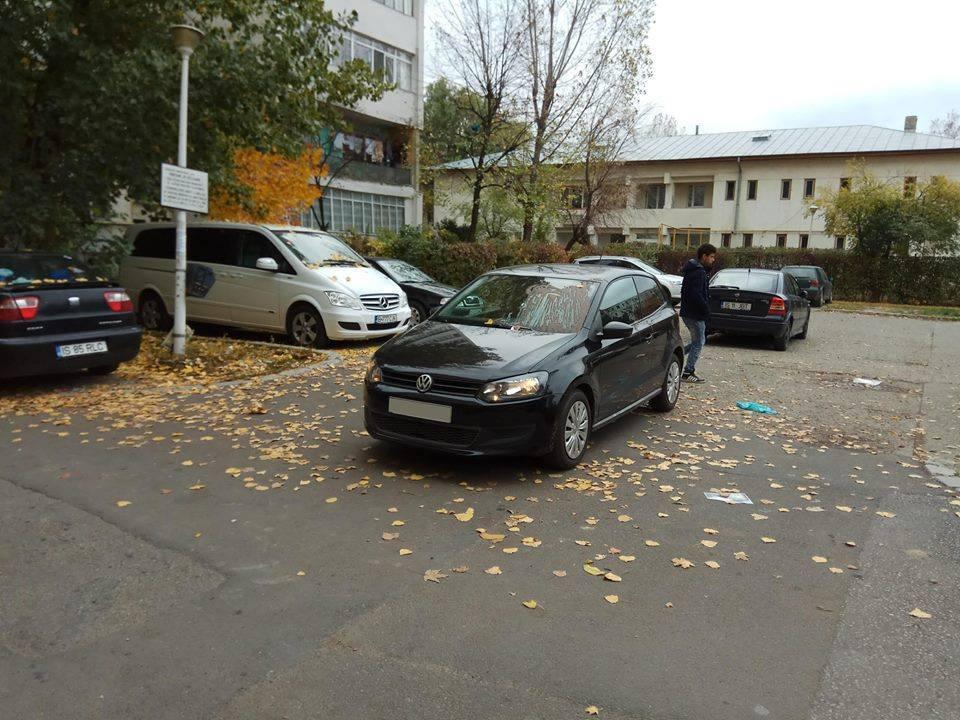 În ce țară trăim… A mers în vizită la niște prieteni și a parcat în fața blocului. Cum și-a găsit autoturismul bărbatul din Iași - Polițiștii n-au mai văzut așa ceva vreodată 486702