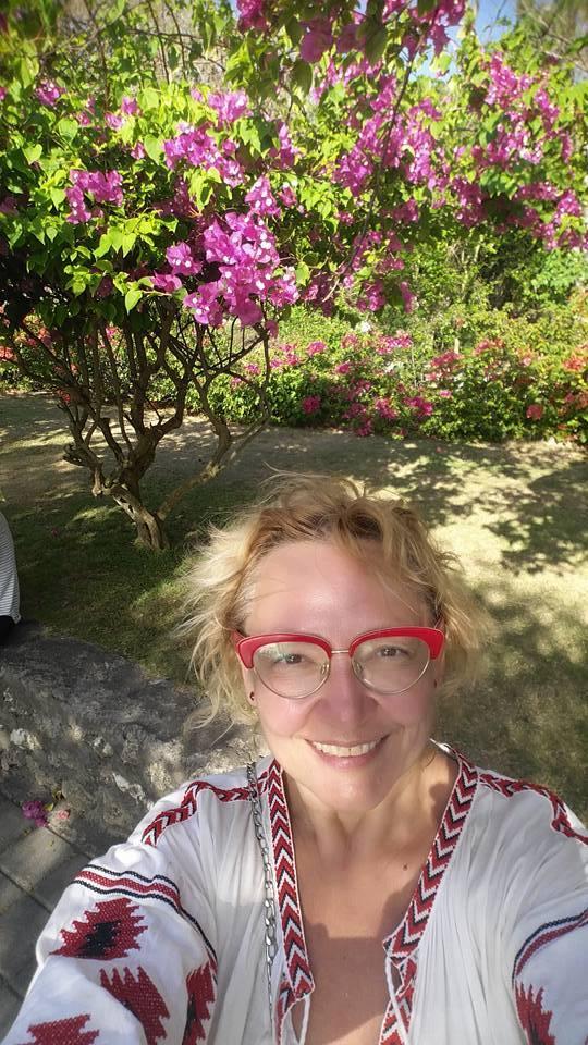 La 54 de ani, Mihaela Tatu este de nerecunoscut. Transformarea uluitoare a fostei prezentatoare TV, după ce a slăbit 20 de kilograme (GALERIE FOTO) 487033