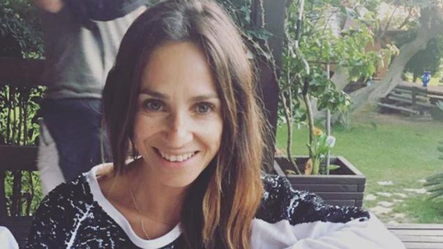 Fosta soţie a unui cântăreţ s-a stins din viaţă la numai 44 de ani! Fusese diagnosticată cu o boală cruntă în urmă cu câteva luni 487628