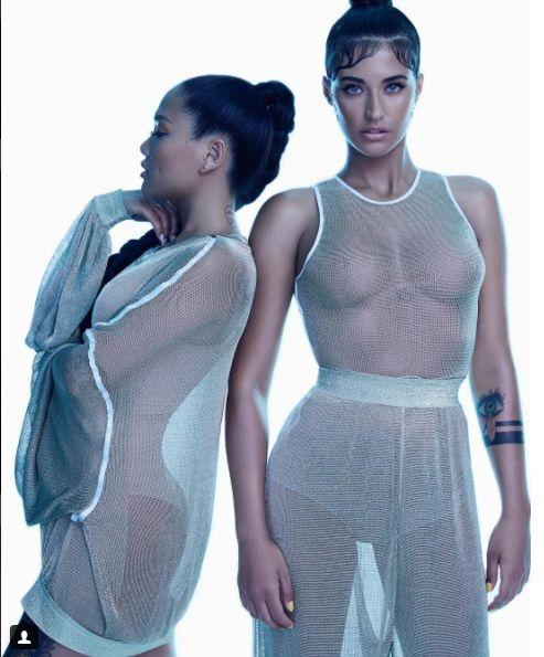 Este printre cele mai bune prietene ale Antoniei. Bună, bună chiar. Imaginile care aprind imaginația bărbaților - FOTO 489035