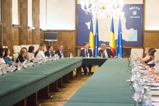 Premierul Mihai Tudose amână ședința de Guvern pe tema modificărilor la Codul Fiscal până luni