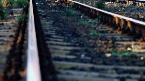 Accident feroviar în Londra. Sunt mai multe victime după ce un tren care avea opt vagoane a deraiat  489607