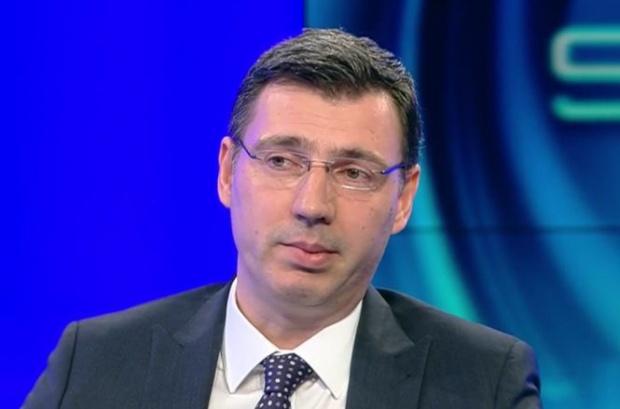 Ministrul de Finanțe, Ionuț Mișa, în lacrimi la TV. Lacrimile de crocodil din politică - VIDEO