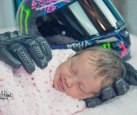 Fetița care vorbește cu îngerii. Milioane de oameni s-au cutremurat când au văzut aceste imagini - FOTO 491513