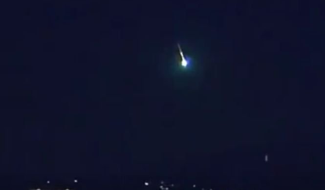 Noaptea s-a transformat în zi. Momentul incredibil în care un meteorit străbate cerul din Japonia - VIDEO
