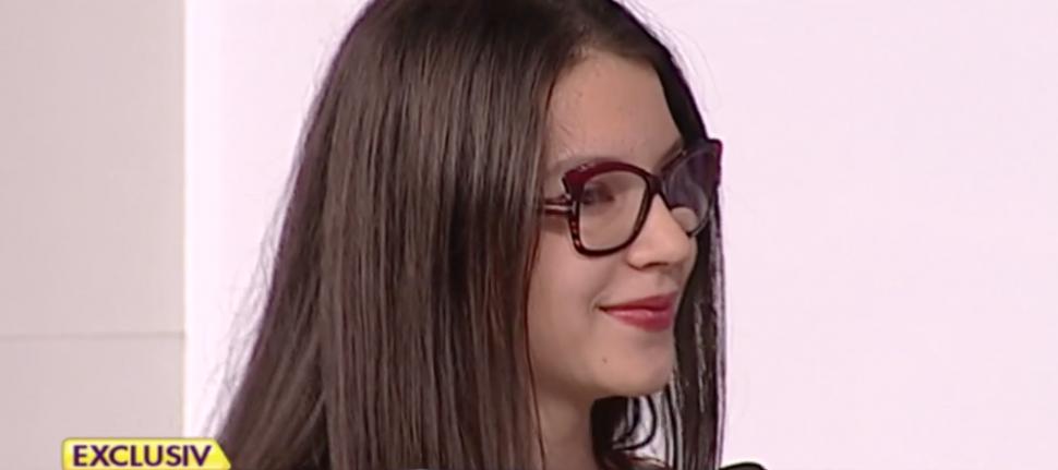 Cum arata acum Cleopatra Stratan! Are 15 ani si o inaltime de 1,80  493680